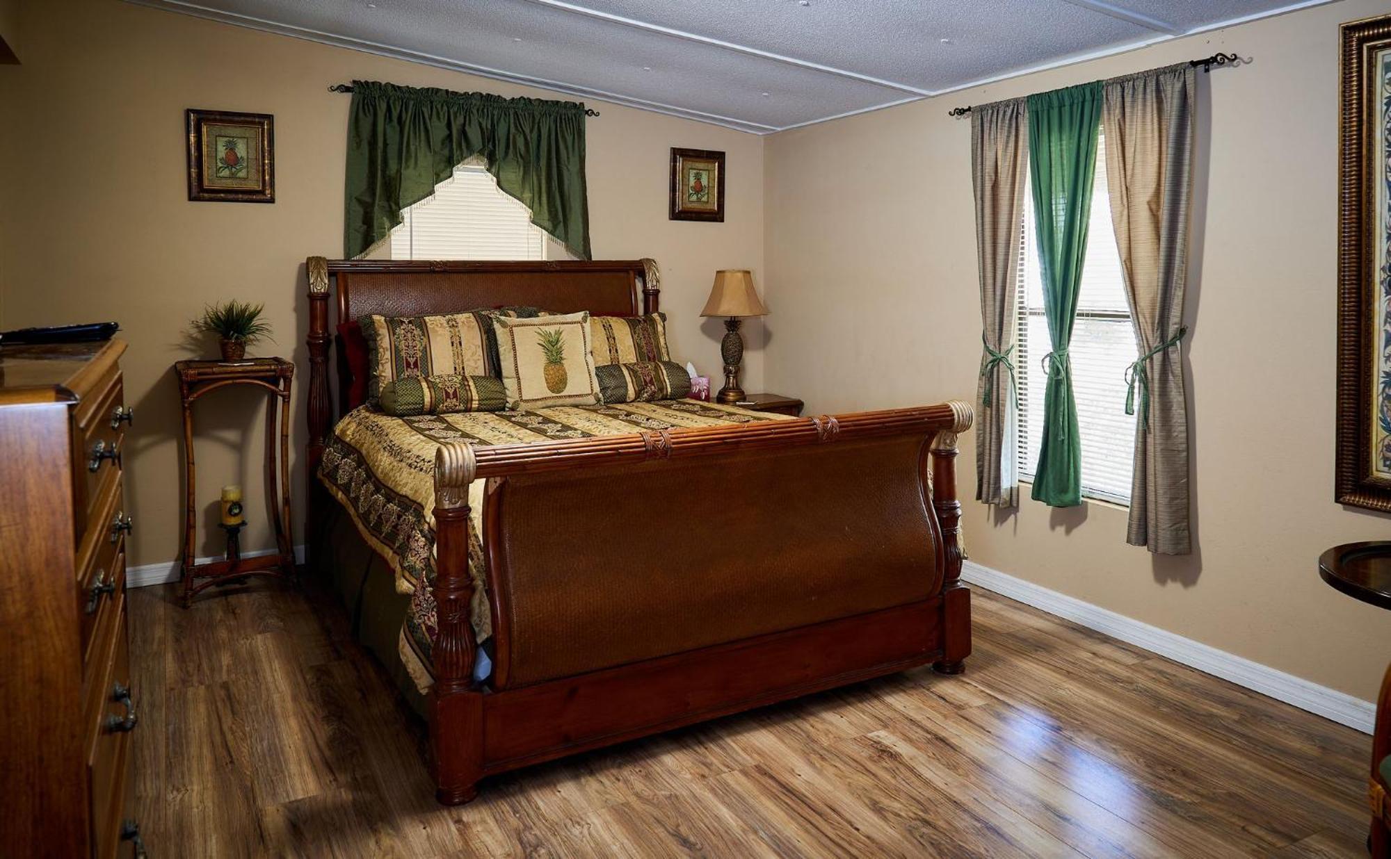 Room In Bb - Pleasant Days Bb Southwest Cottage โฮโมซาสซา ภายนอก รูปภาพ